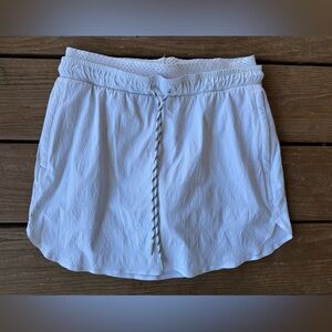 Athleta Crest White Skort Built-In Shorts Size 0 Athleisure